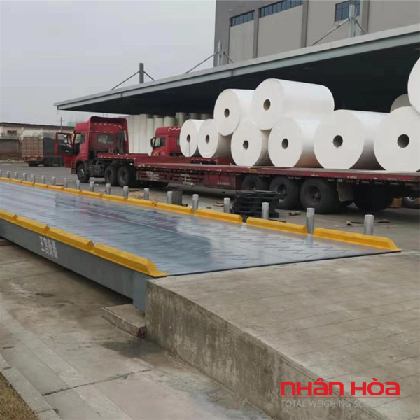 Cân điện tử 100 tấn