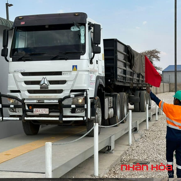 Cân điện tử 50 tấn