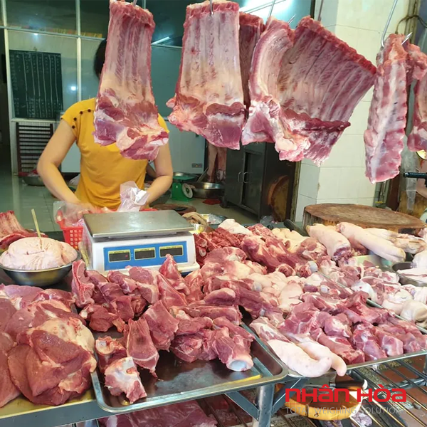 Cân điện tử bán thịt