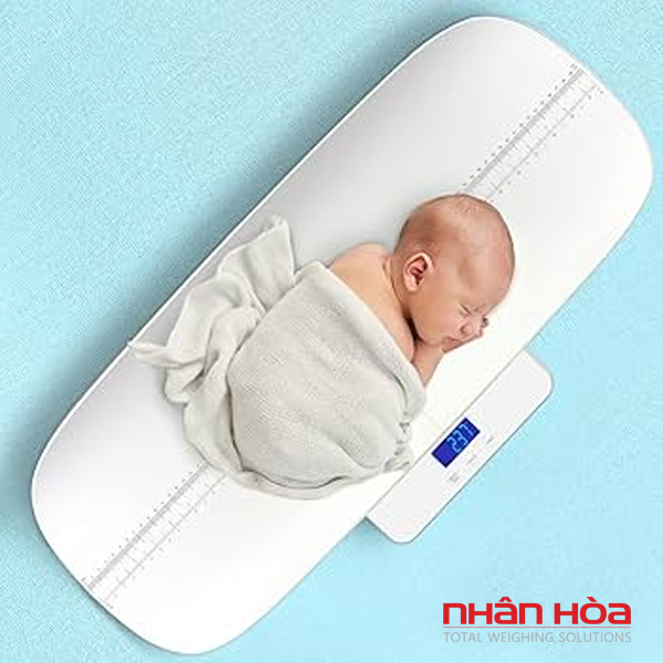 Cân điện tử cho trẻ sơ sinh