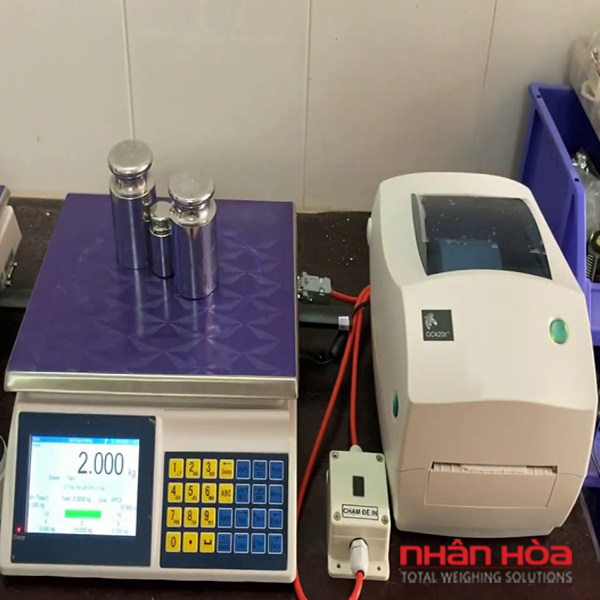 Cân điện tử lưu dữ liệu