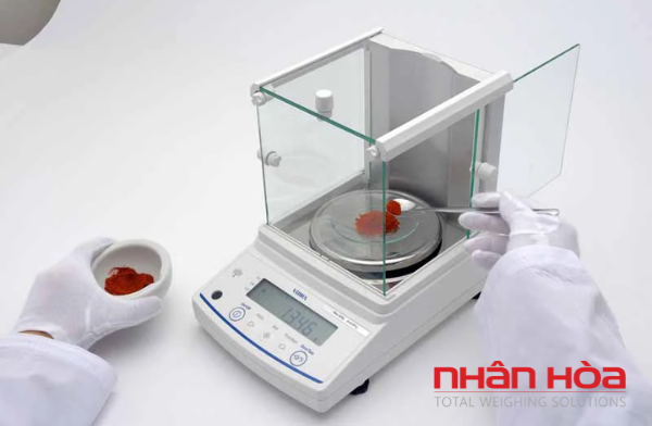 Cân điện tử pha chế