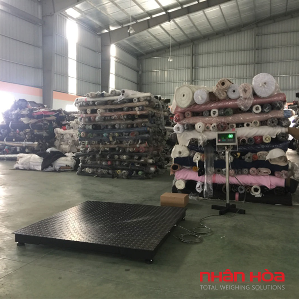 Cân điện tử Hòa Bình