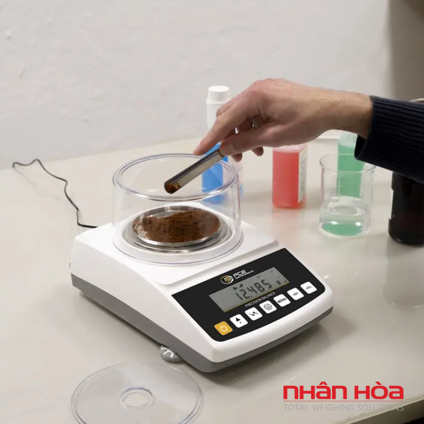 Khi nào nên dùng cân phân tích 2 số lẻ 