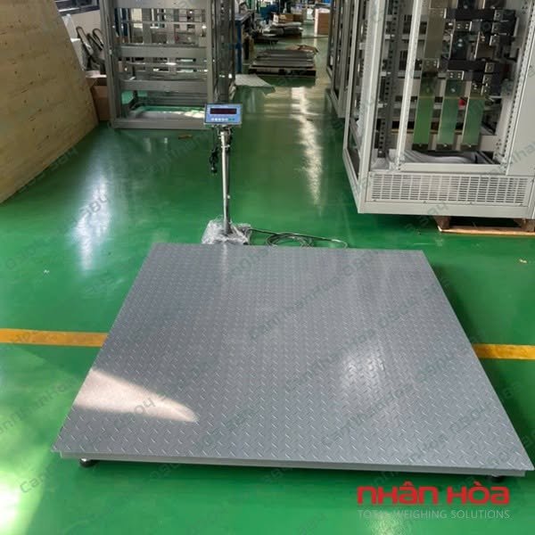 Cân bàn điện tử 1 tấn có khác 1000kg không
