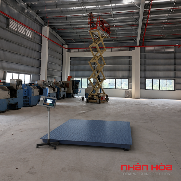 Nên chọn cân sàn điện tử hay cân bàn điện tử