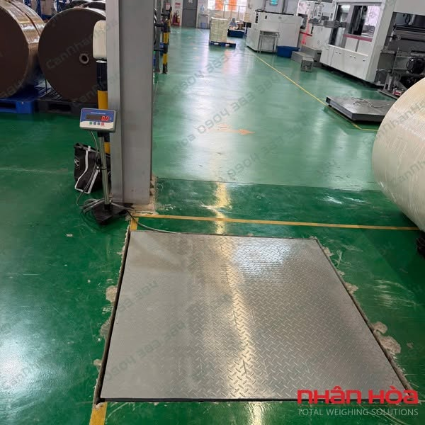 Cân sàn điện tử 2 tấn nên chọn loại nào