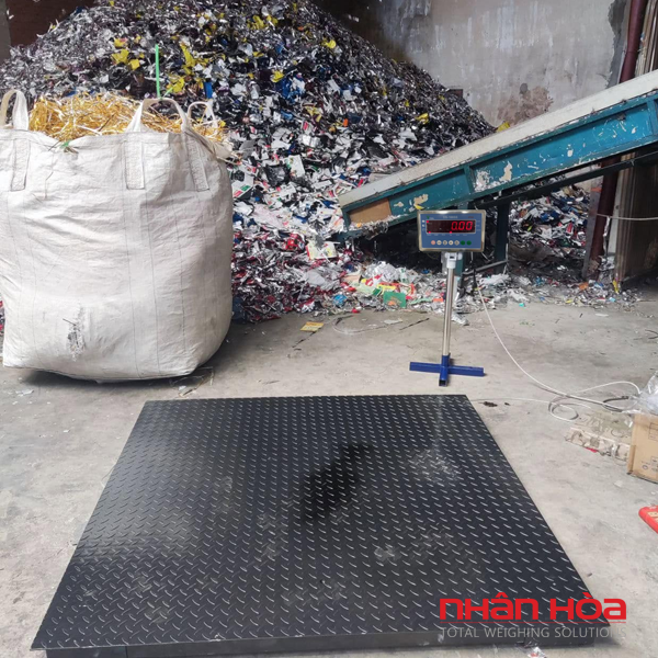 Cân sàn điện tử 5 tấn phù hợp cho doanh nghiệp nào