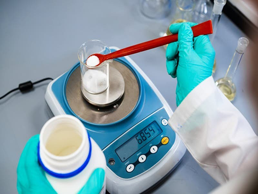 Khi nào nên dùng cân phân tích 2 số lẻ 